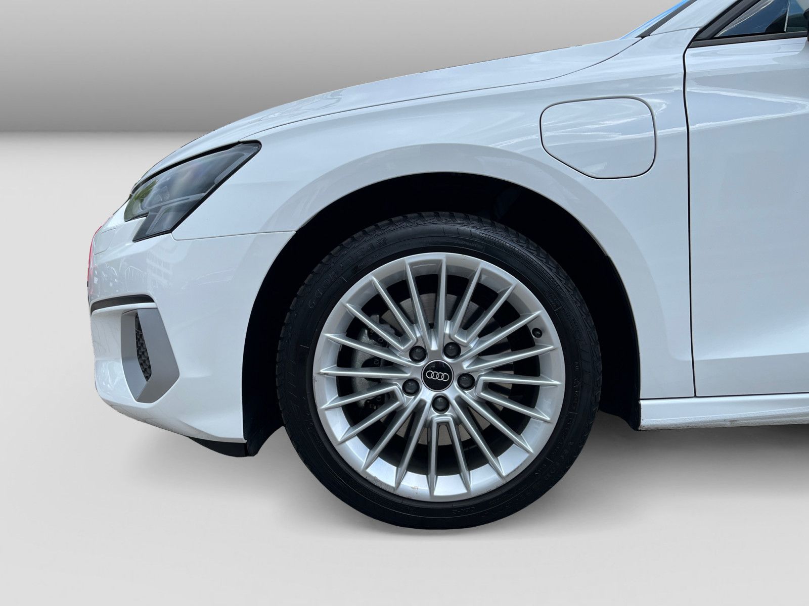 Audi A3 Sportback 40 TFSIe S tronic - Samsaru's Car Outlet