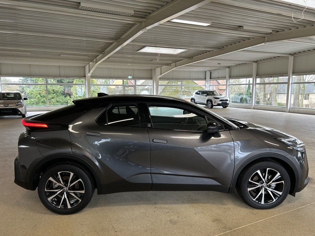 Toyota C-HR 1.8 Hybrid Team Deutschland