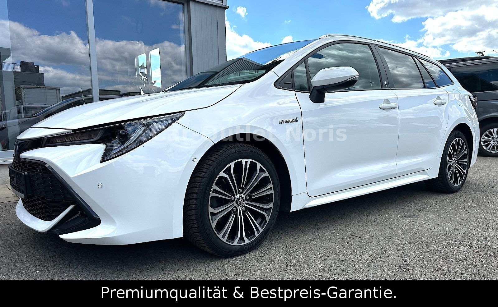 Toyota Corolla Touring Sports Hybrid Team D - Samsaru's Car Outlet