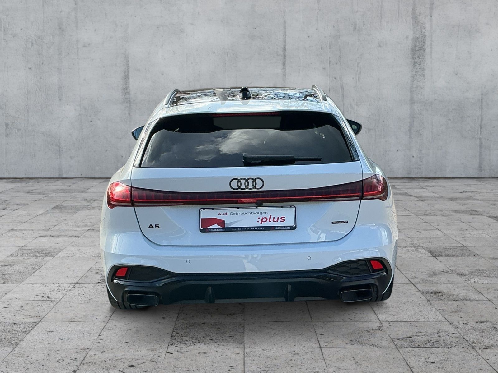 Audi A5 Avant e-hybrid 220kW S-LINE MATRIX+AHK+PANO