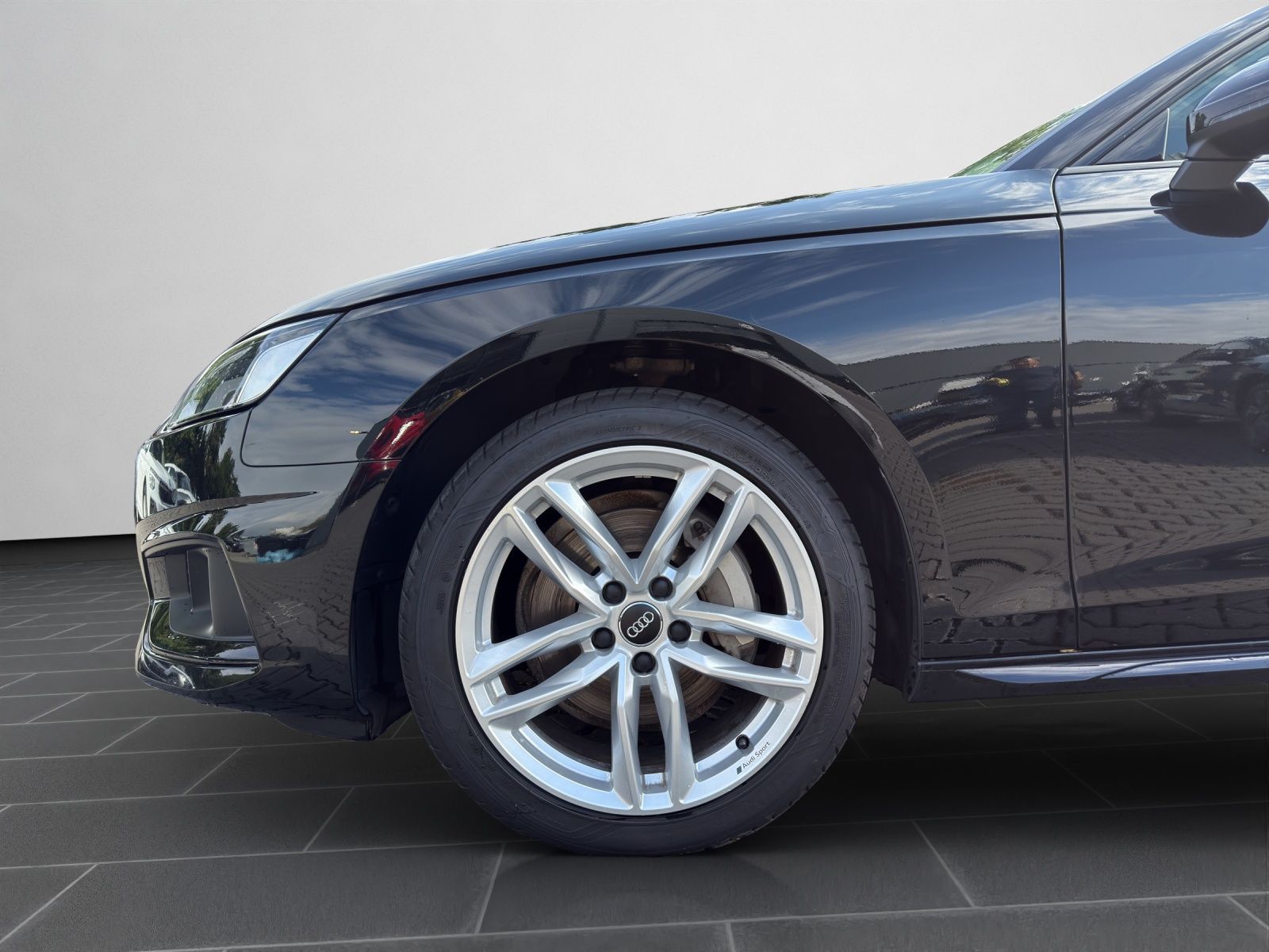 Audi A4 Avant 40 TDI advanced S tronic - Samsaru's Car Outlet