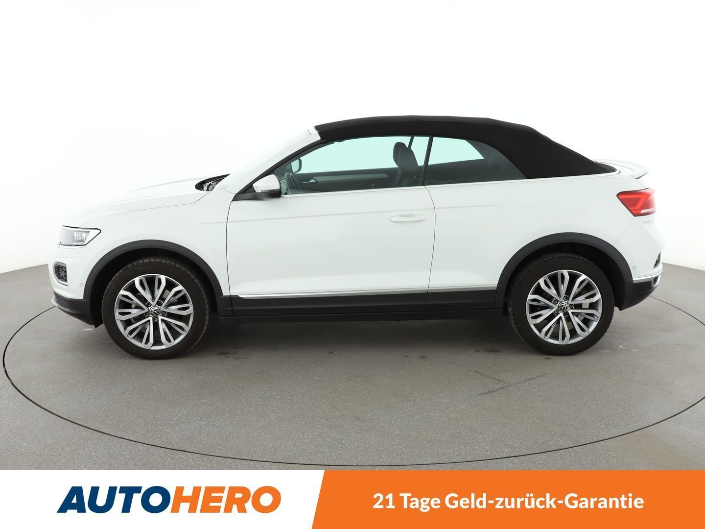 Volkswagen T-Roc 1.5 TSI ACT Style - Samsaru's Car Outlet