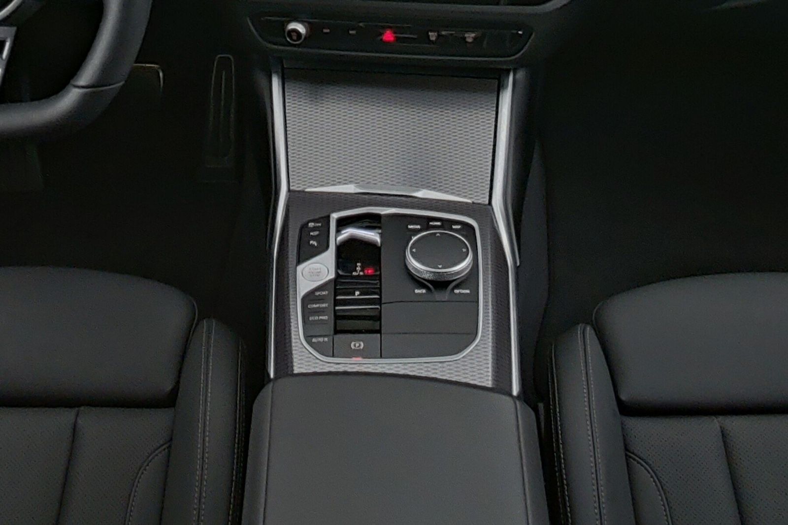BMW 320d xDrive M Sport|HUD|PANO|360°|el.Sitze|AHK