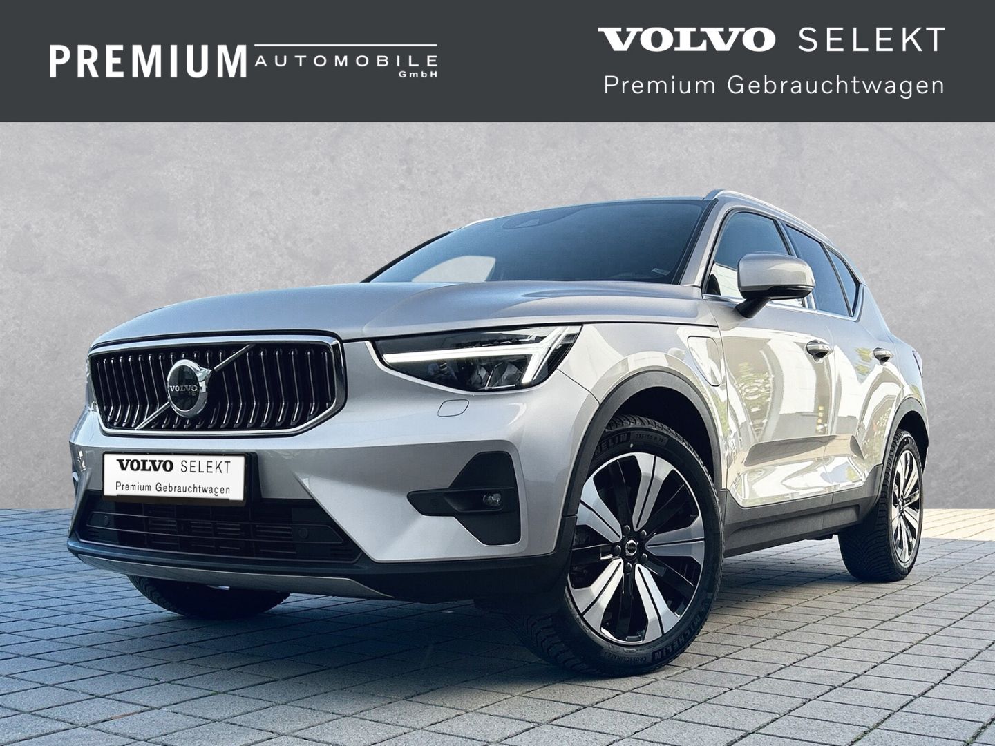 Volvo XC40 Plus Bright Recharge Plug-In Hybrid 2WD T4 