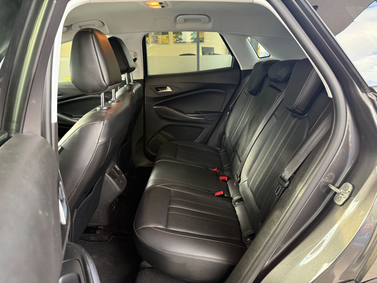 Opel Grandland X - Samsaru's Car Outlet