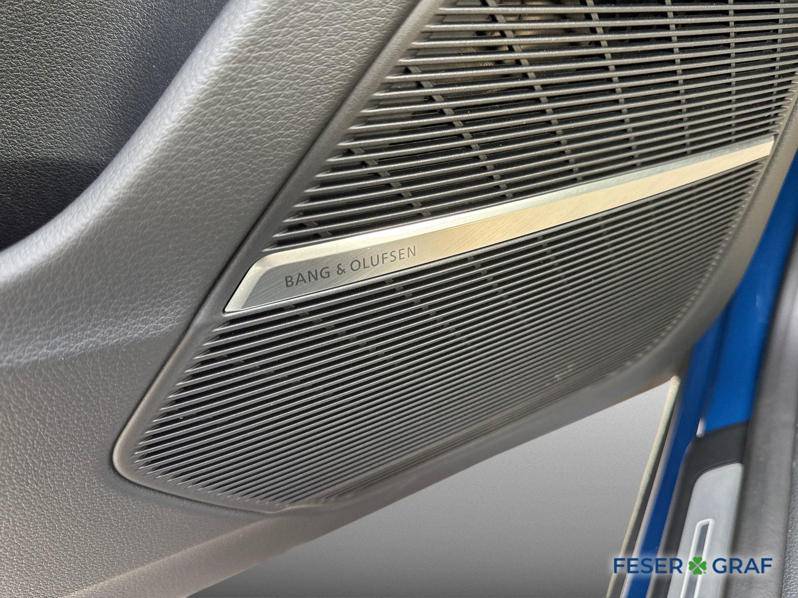 Audi Q8 SUV TFSI e 60 quattro - Samsaru's Car Outlet