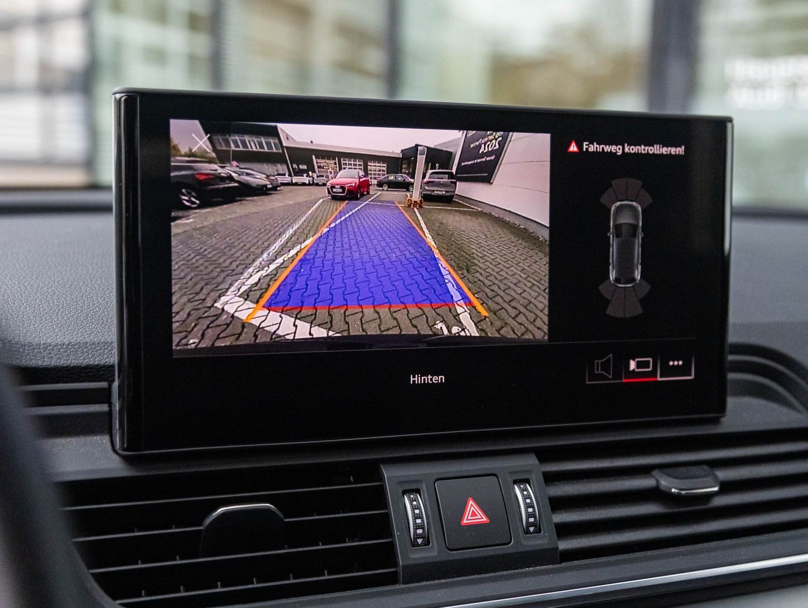 Audi Q5 35 TDI Stronic - Samsaru's Car Outlet
