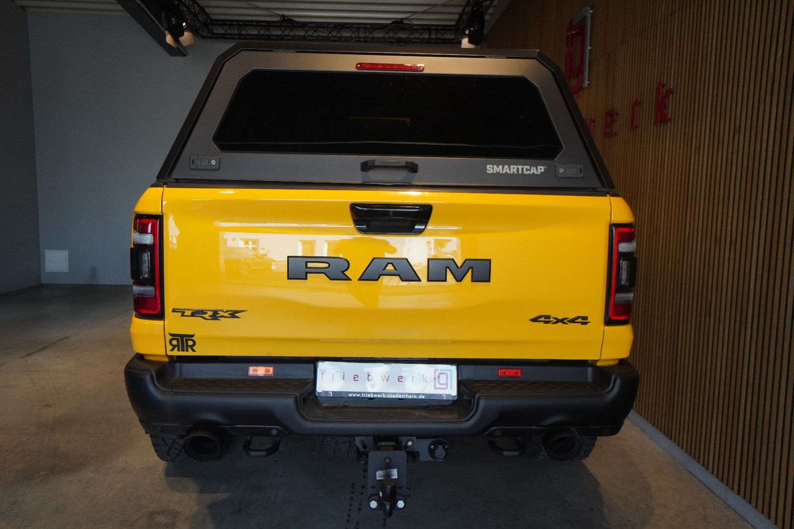 Dodge RAM 1500 TRX V8 6.2 L -Hardtop-MWST-Top Zustand