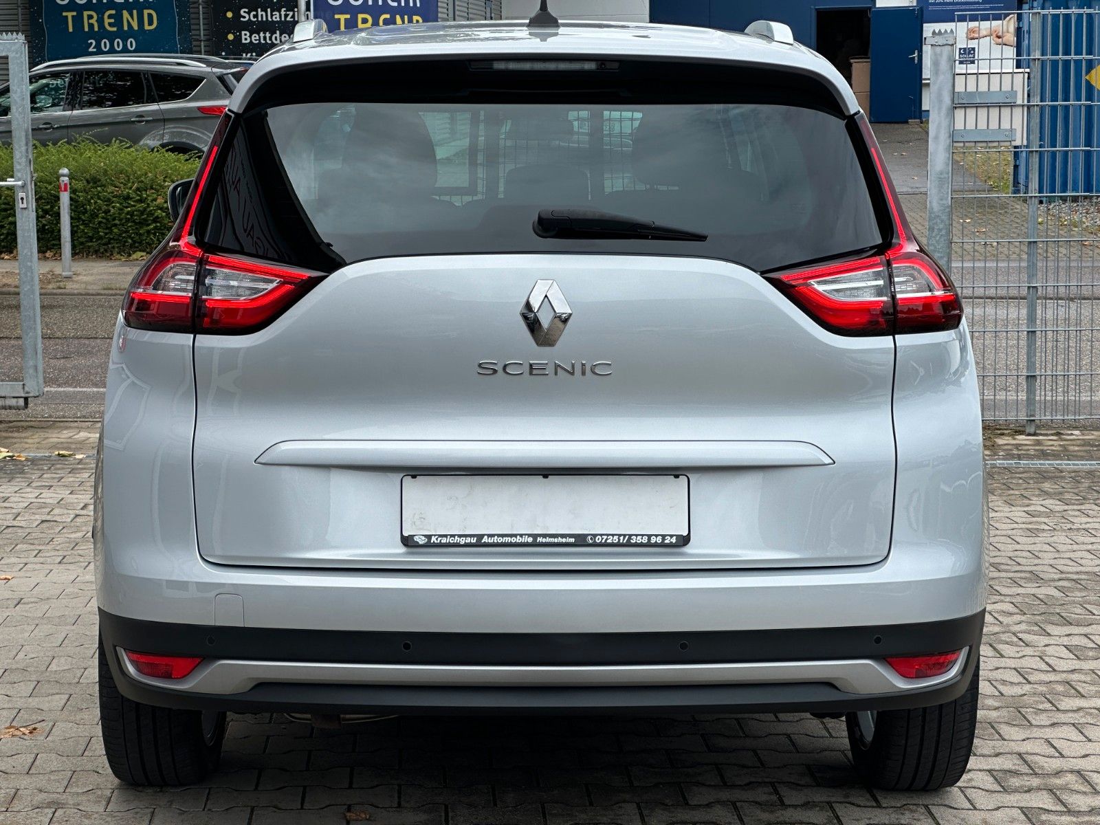 Renault Grand Scenic 160 EDC - Samsaru's Car Outlet