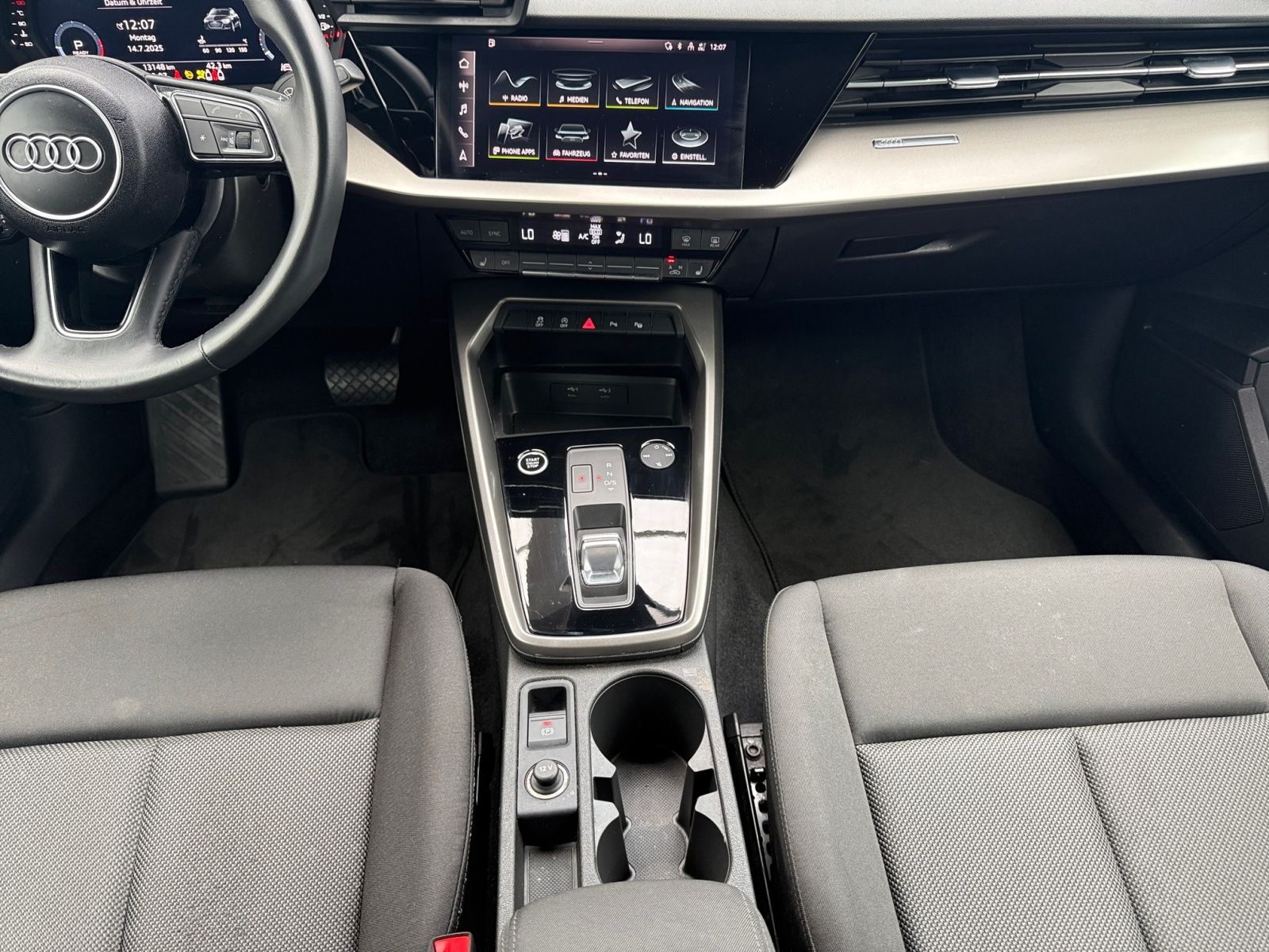 Audi A3 Sportback 30 TFSI S-tronic - Samsaru's Car Outlet