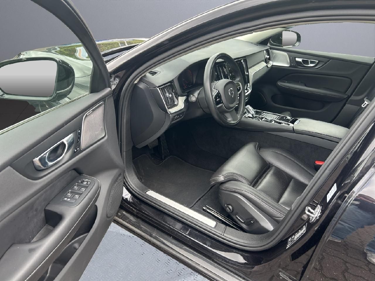 Volvo S60 T8 TwinEngine AWD Inscription PHEV *VOLL*