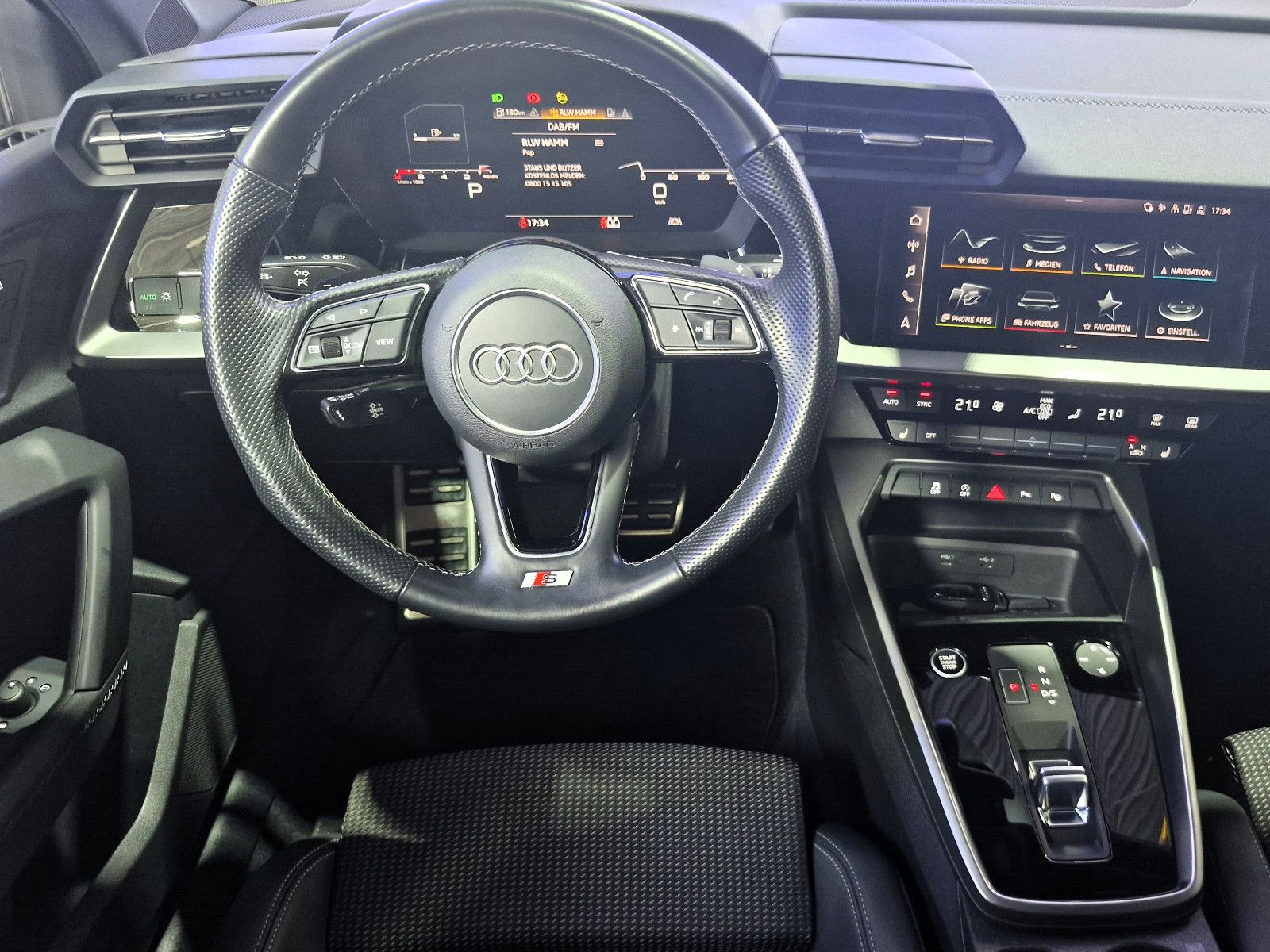 Audi A3 Sportback 35 TFSI 2xS Line - Samsaru's Car Outlet