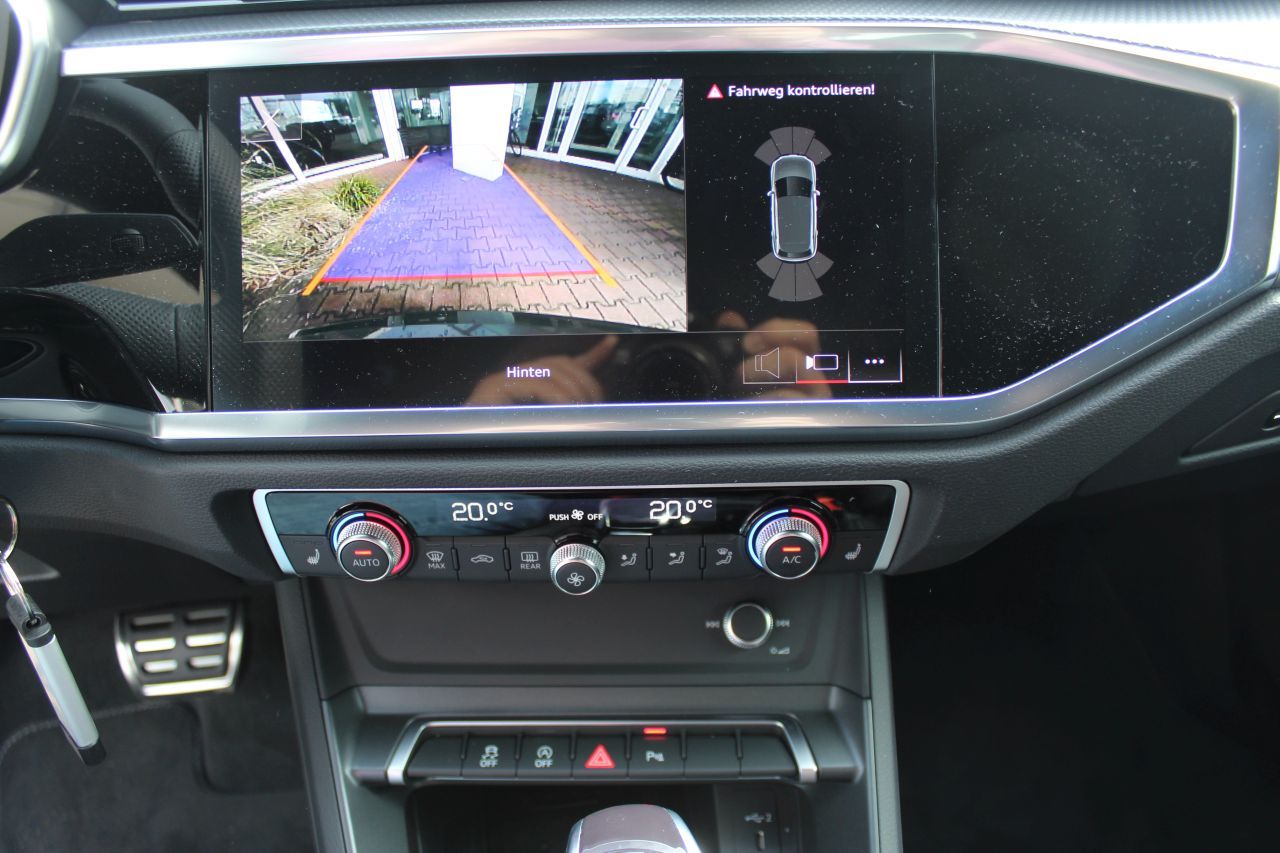 Audi Q3 S line 40 TFSI quattro S tronic - Samsaru's Car Outlet