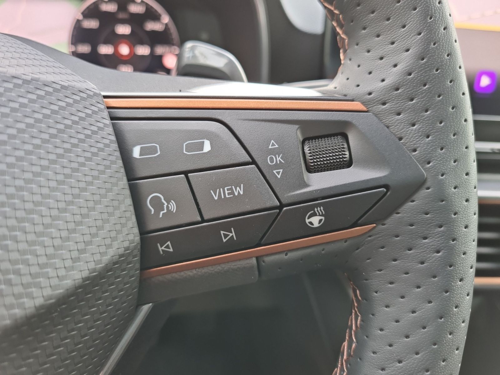 Cupra Leon 1.5 eTSI DSG - Samsaru's Car Outlet