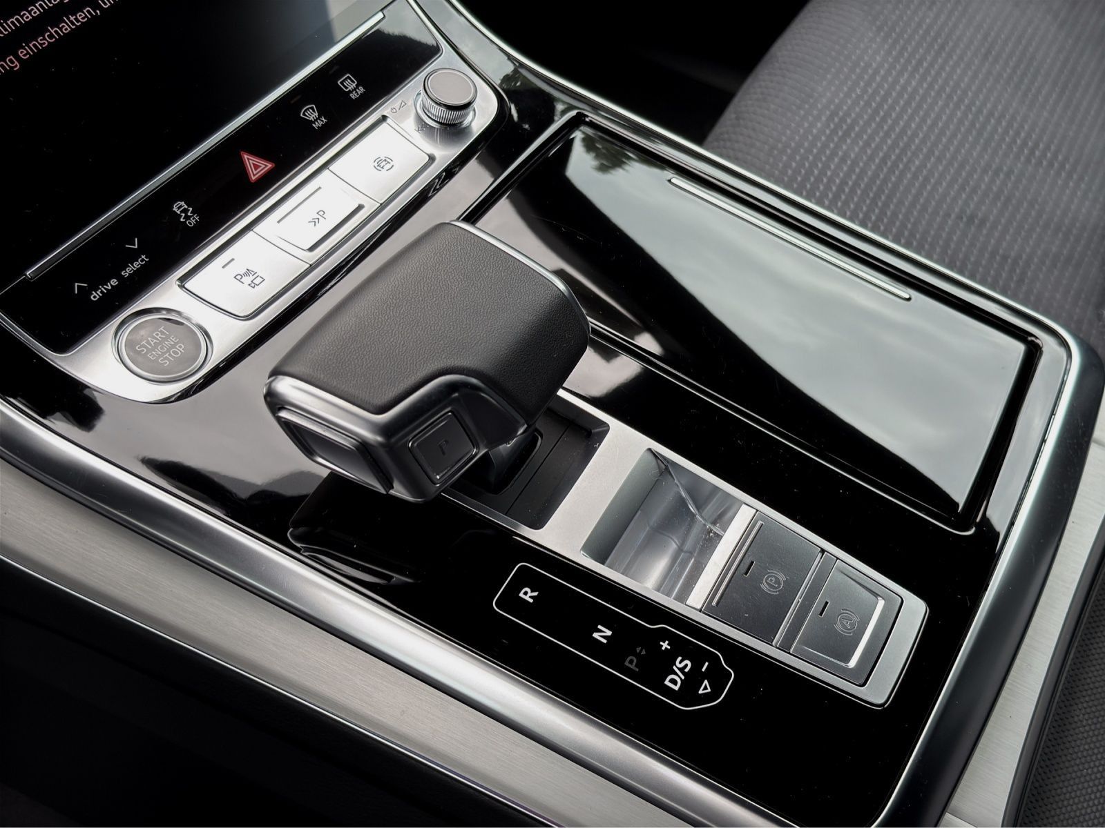 Audi Q7 50 TDI Q S LINE 7-SITZE LM20 AHK MATRIX