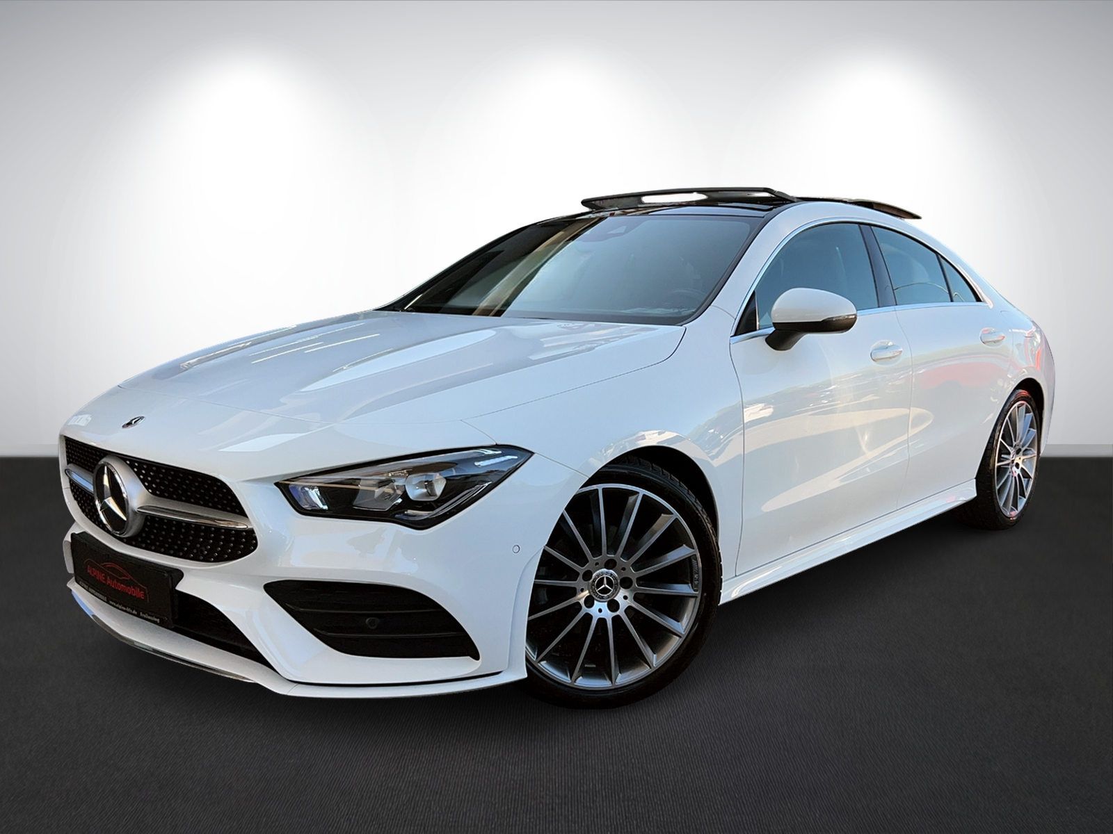 Mercedes-Benz CLA 180 AMG-Line - Samsaru's Car Outlet