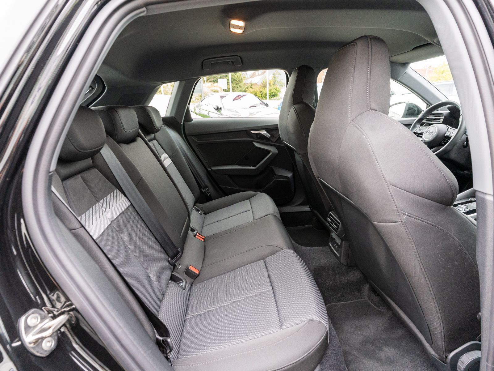 Audi A3 Sportback S line 35 TFSI Stronic LED Navi PDC