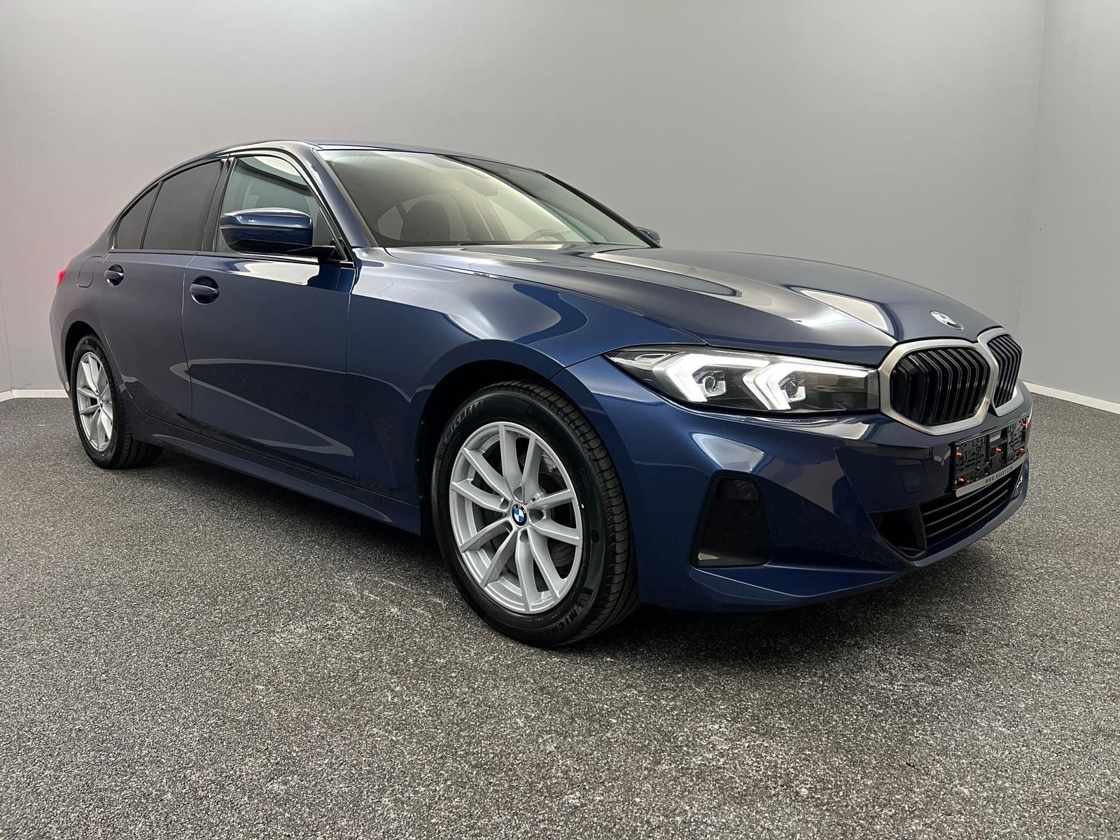 BMW 320d xDrive Limo SHADOW*WIDE*LED*FACELIFT*CARPLY