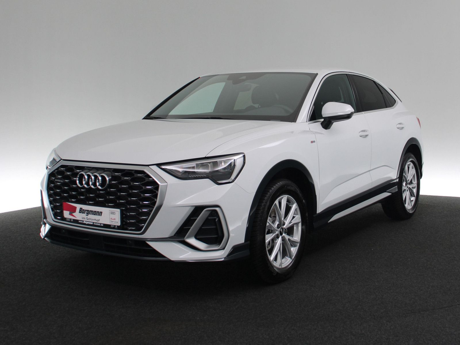 Audi Q3 Sportback 40 TFSI quattro S line - Samsaru's Car Outlet