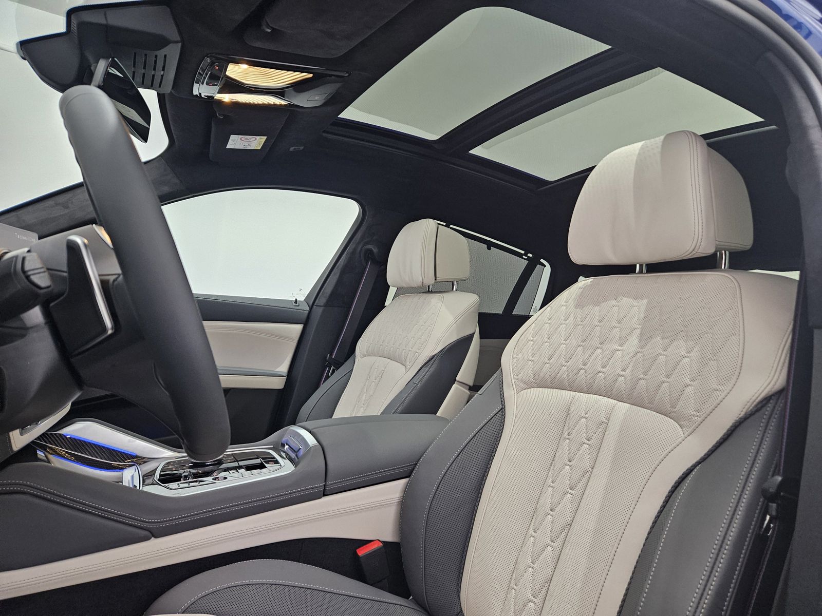 BMW X6 xDrive40d M Sport HUD AHK Pano Luftfahrwerk