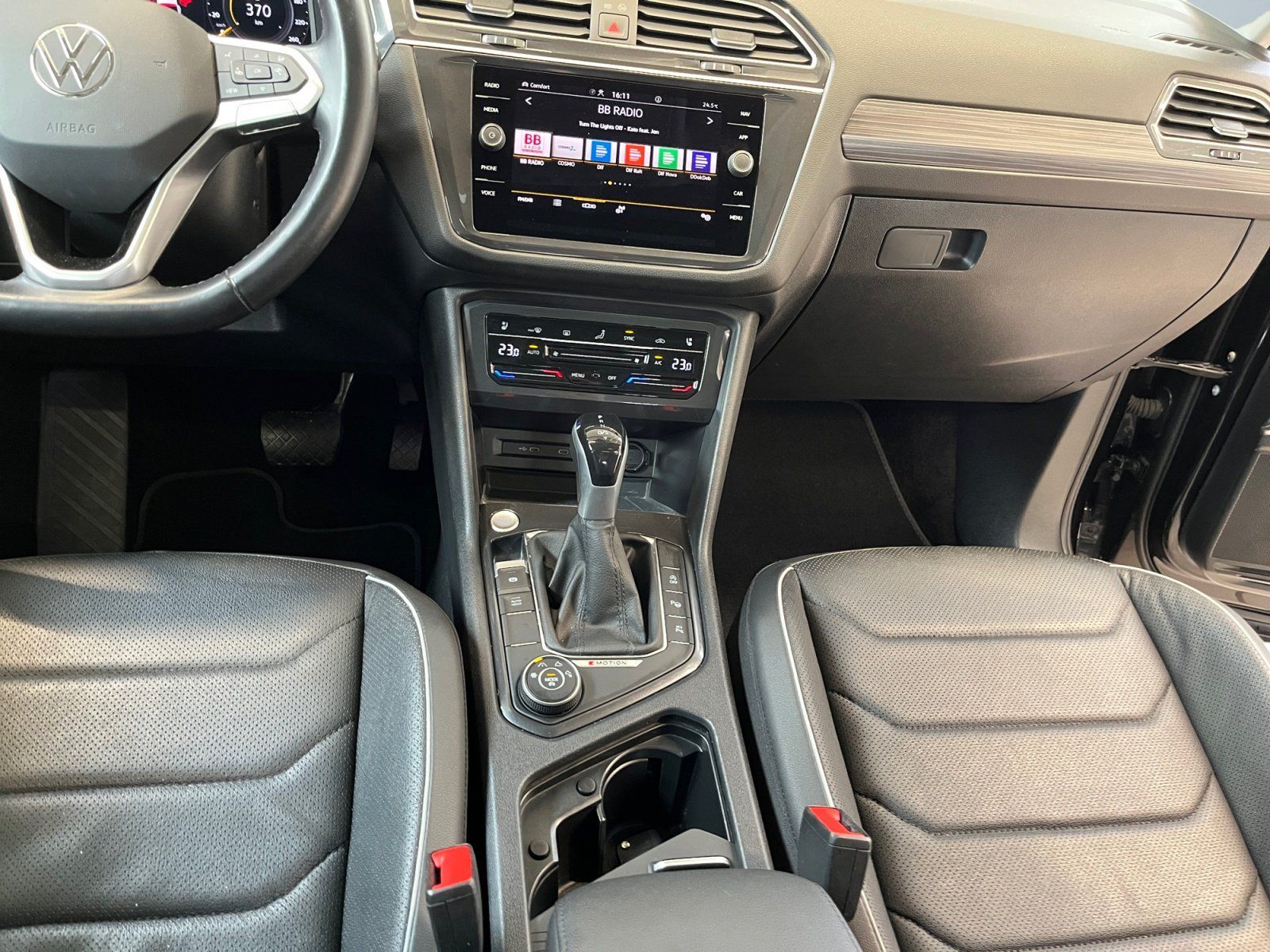 Volkswagen Tiguan Allspace Elegance 2.0 TSI DSG 4x4 7Sitzer