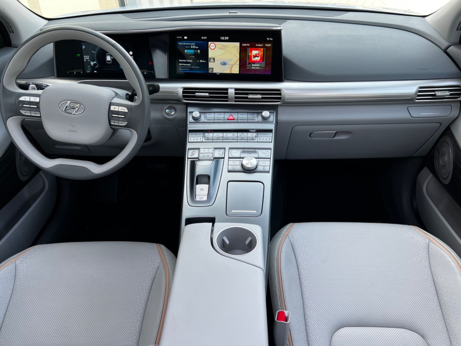 Hyundai Nexo Fuel Cell - Samsaru's Car Outlet