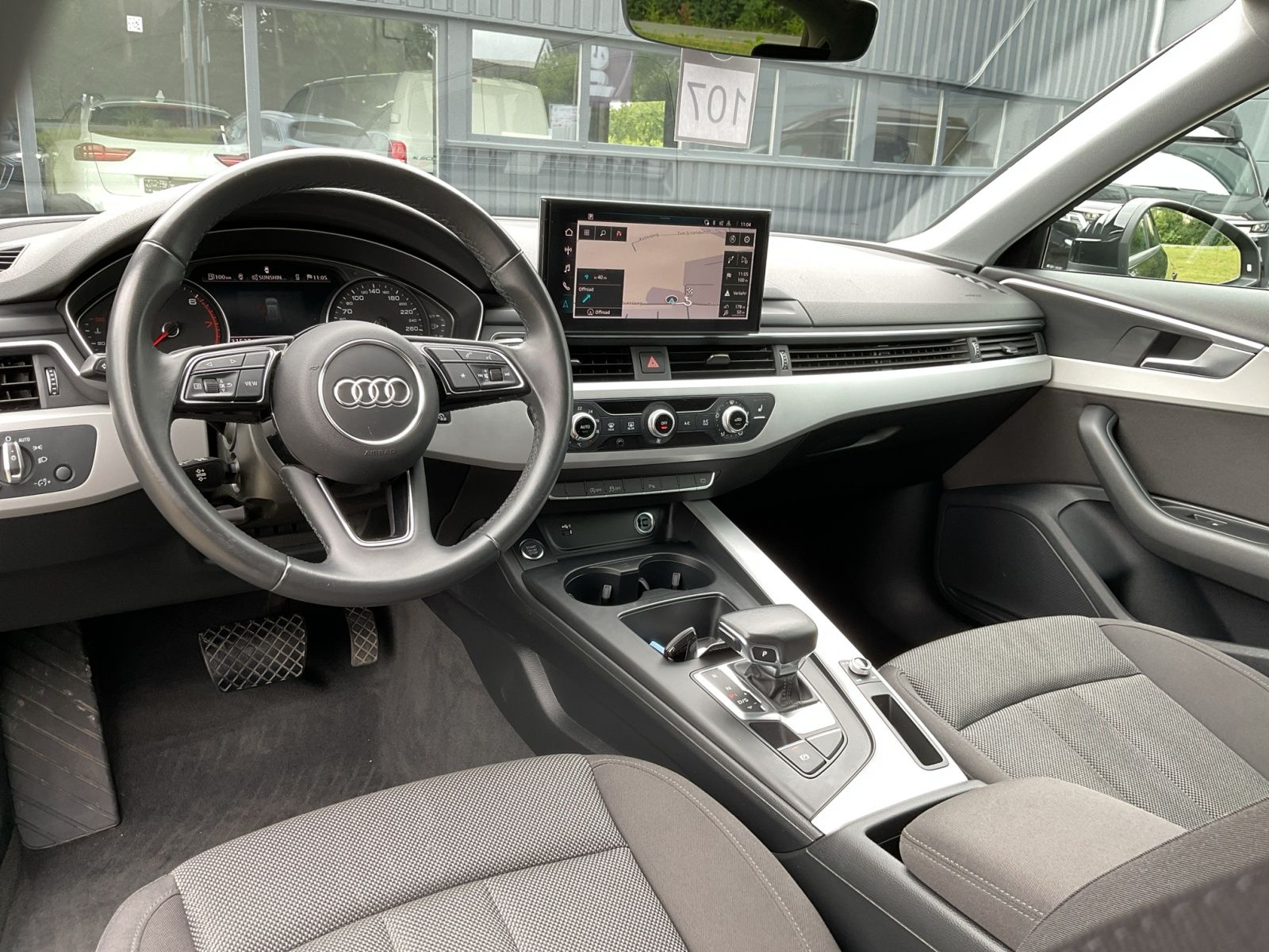Audi A4 Avant 35 2.0 TFSI S-tronic - Samsaru's Car Outlet