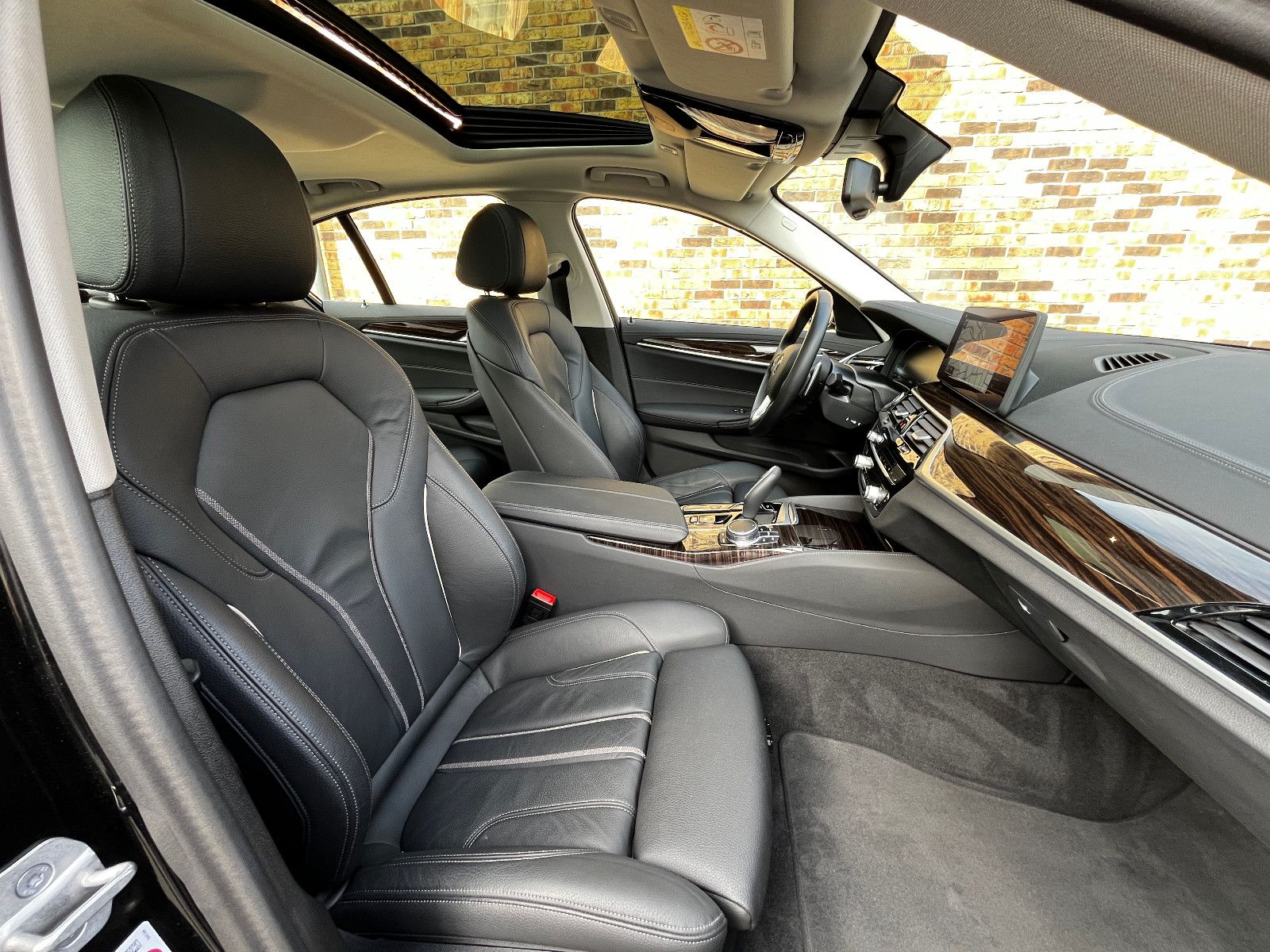 BMW 530e xDrive LuxuryLine Leder LED Navi GDach HUD