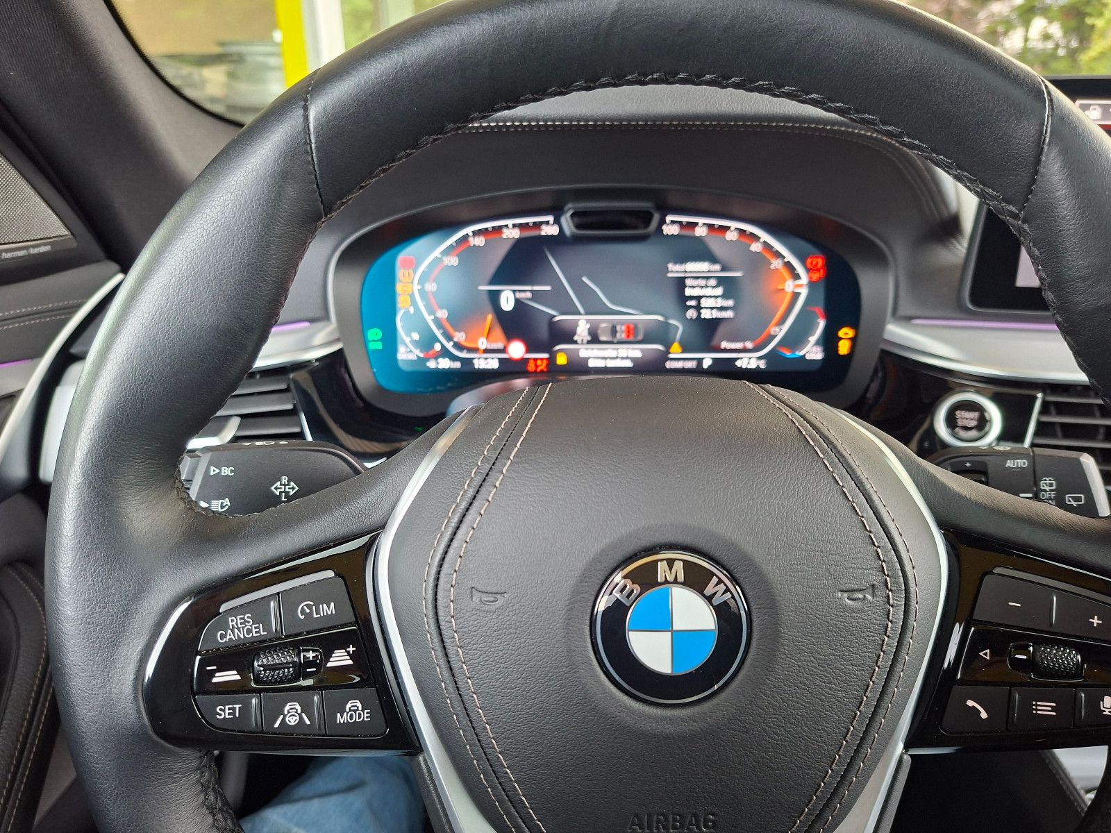 BMW 530d xDrive Touring LuxuryLine+360°CAM+PANO+ACC+