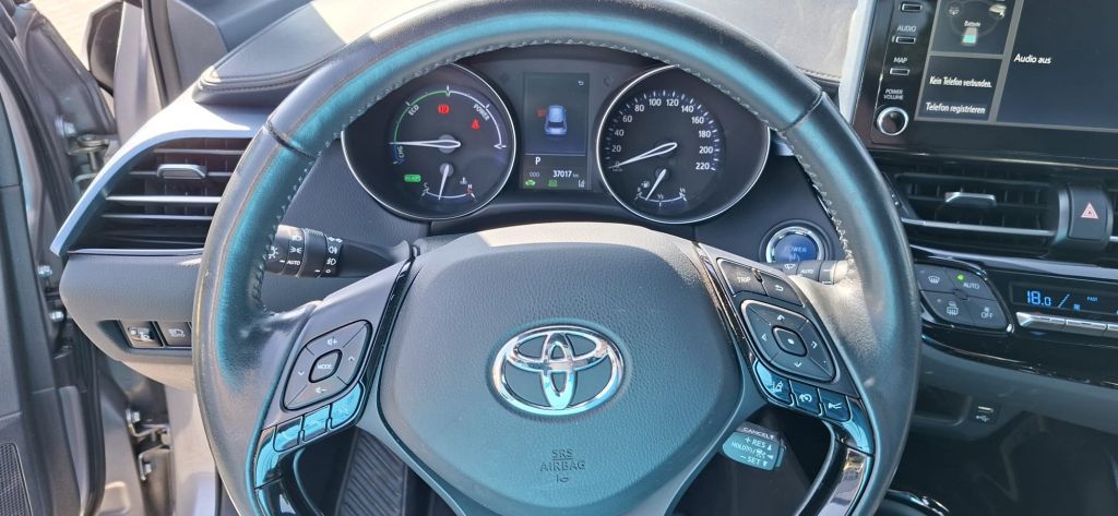 Toyota C-HR Hybrid Team Deutschland