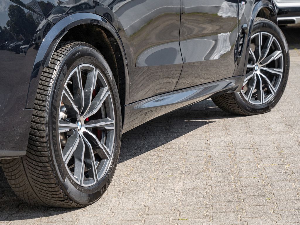 BMW X5 xDrive 40d M-Sport Pro LUFTFEDERUNG+PANO+AHK
