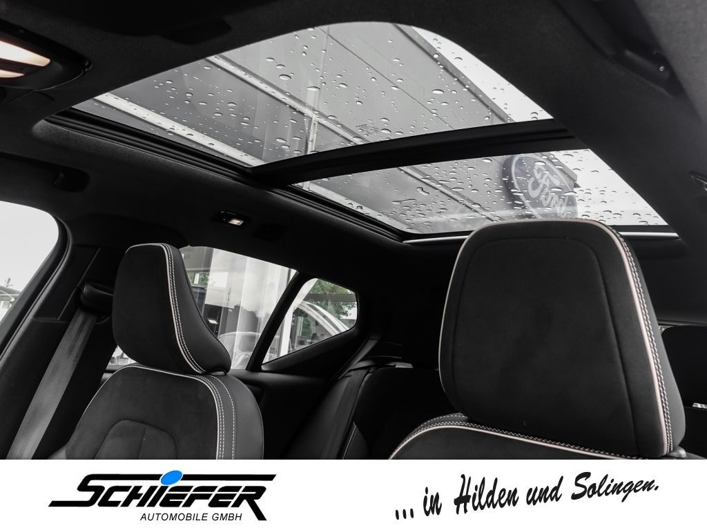 Volvo XC40 P8 AWD Recharge RDesign