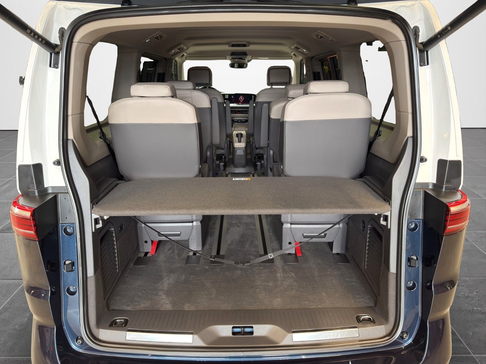 Volkswagen T7 Multivan Style eHybrid lang LÜ 4MOTION ACC