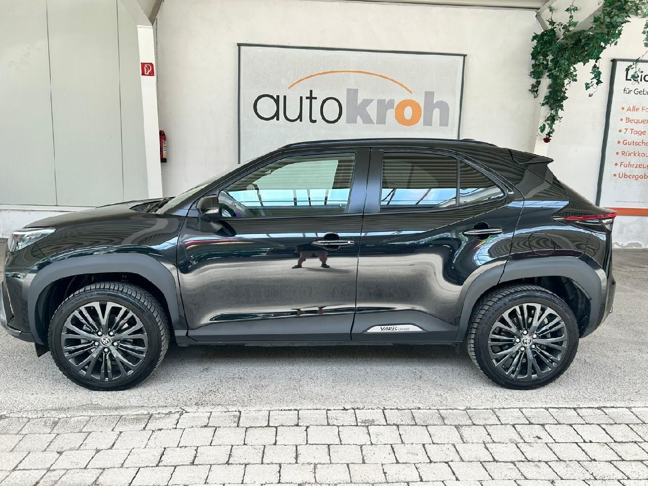 Toyota Yaris Cross Hybrid AWD-i Adventure Kamera C