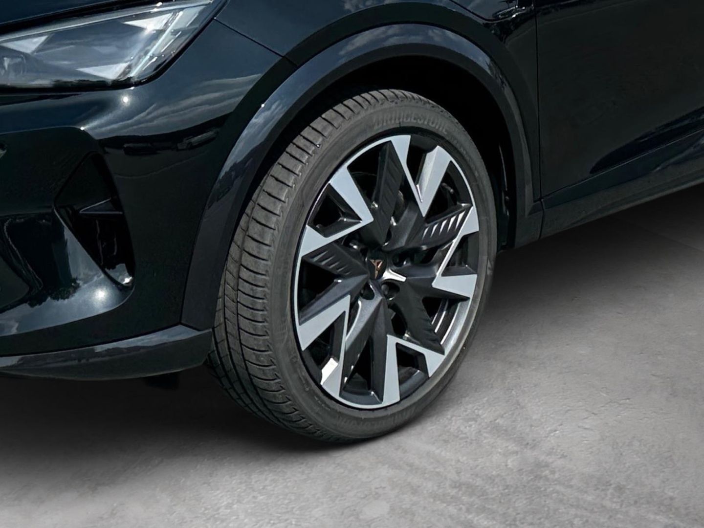 Cupra Formentor 1.5 e-Hybrid VZ AHK Matrix Sennheiser