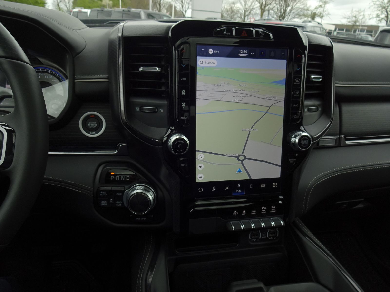 Dodge RAM Limited Night Edition 5.7L V8 HEMI Crew Cab