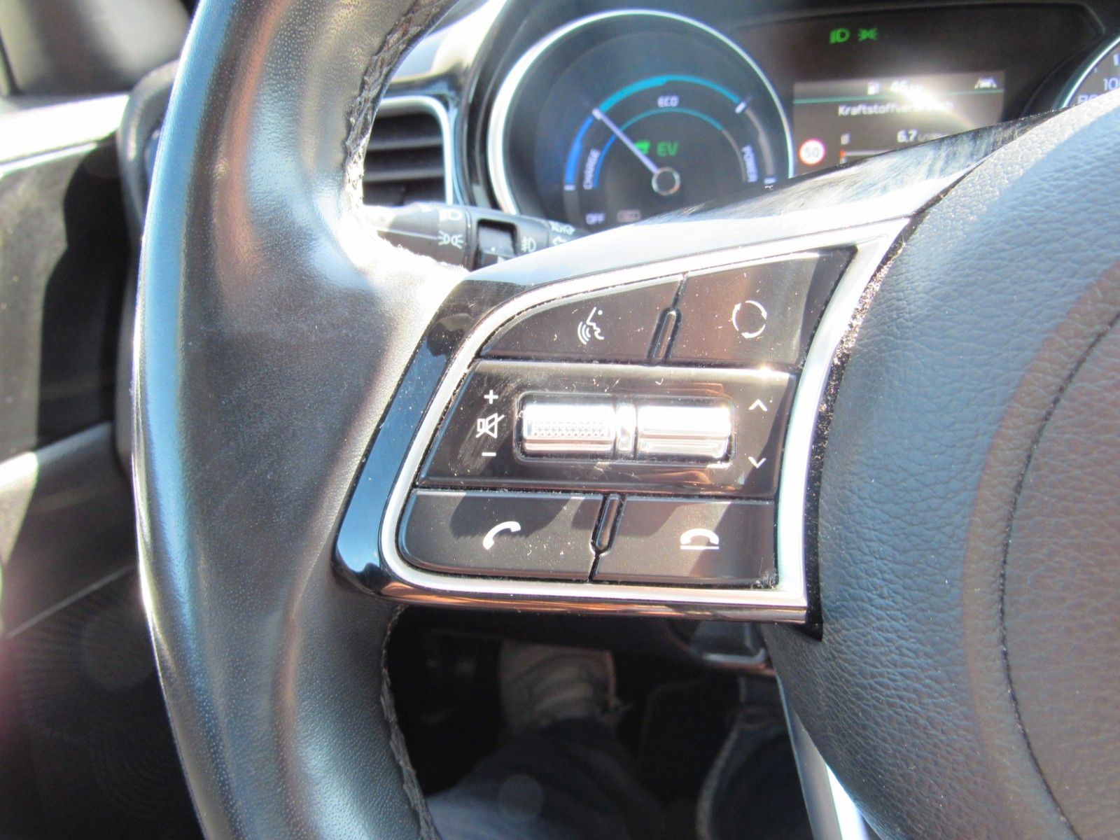 Kia Ceed Sportswagon 1.6 PHEV Spirit - Samsaru's Car Outlet