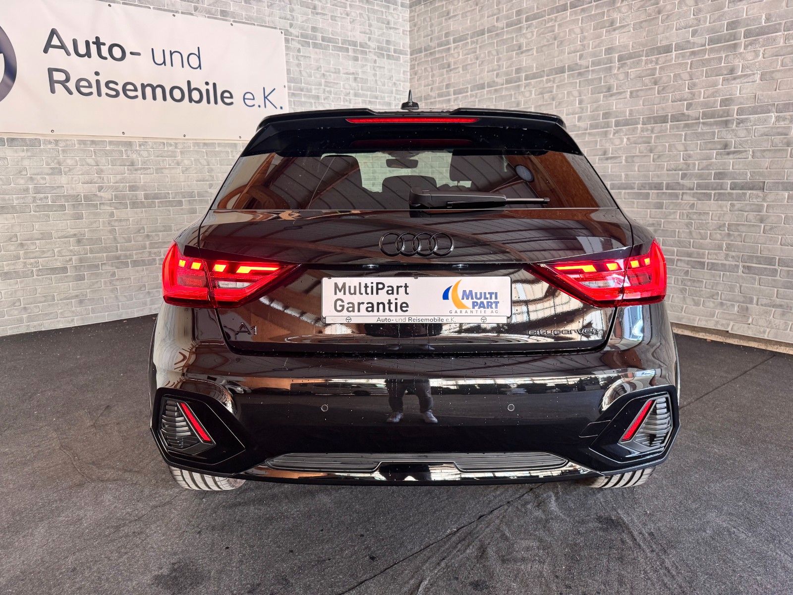 Audi A1 citycarver 35 TFSI S Line - Samsaru's Car Outlet