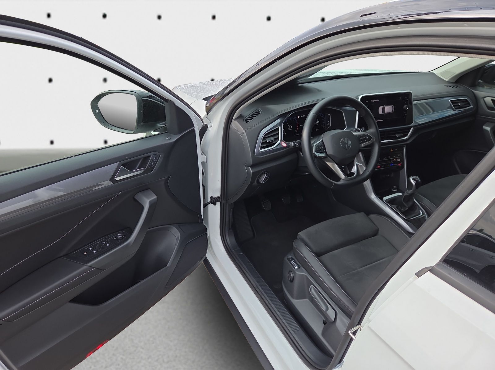 Volkswagen T-ROC 1.5 TSI STYLE - Samsaru's Car Outlet