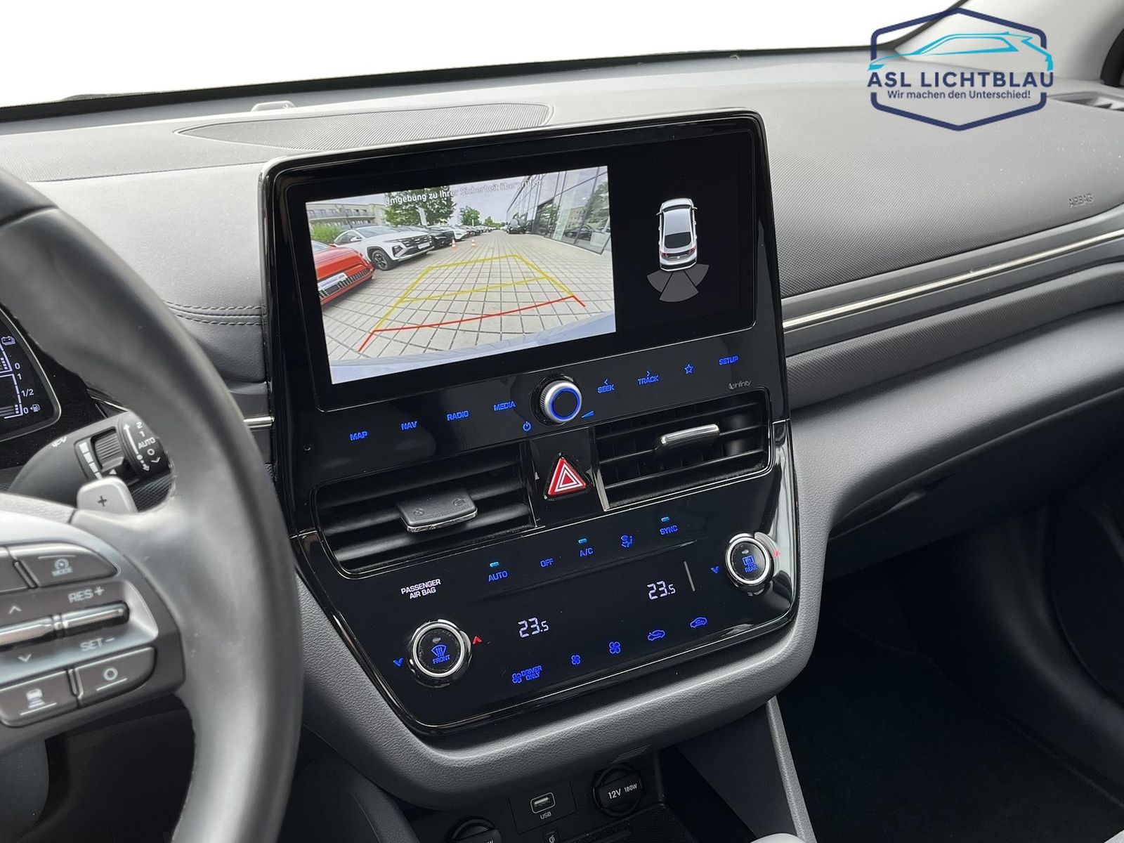 Hyundai IONIQ Facelift Hybrid STYLE - Samsaru's Car Outlet