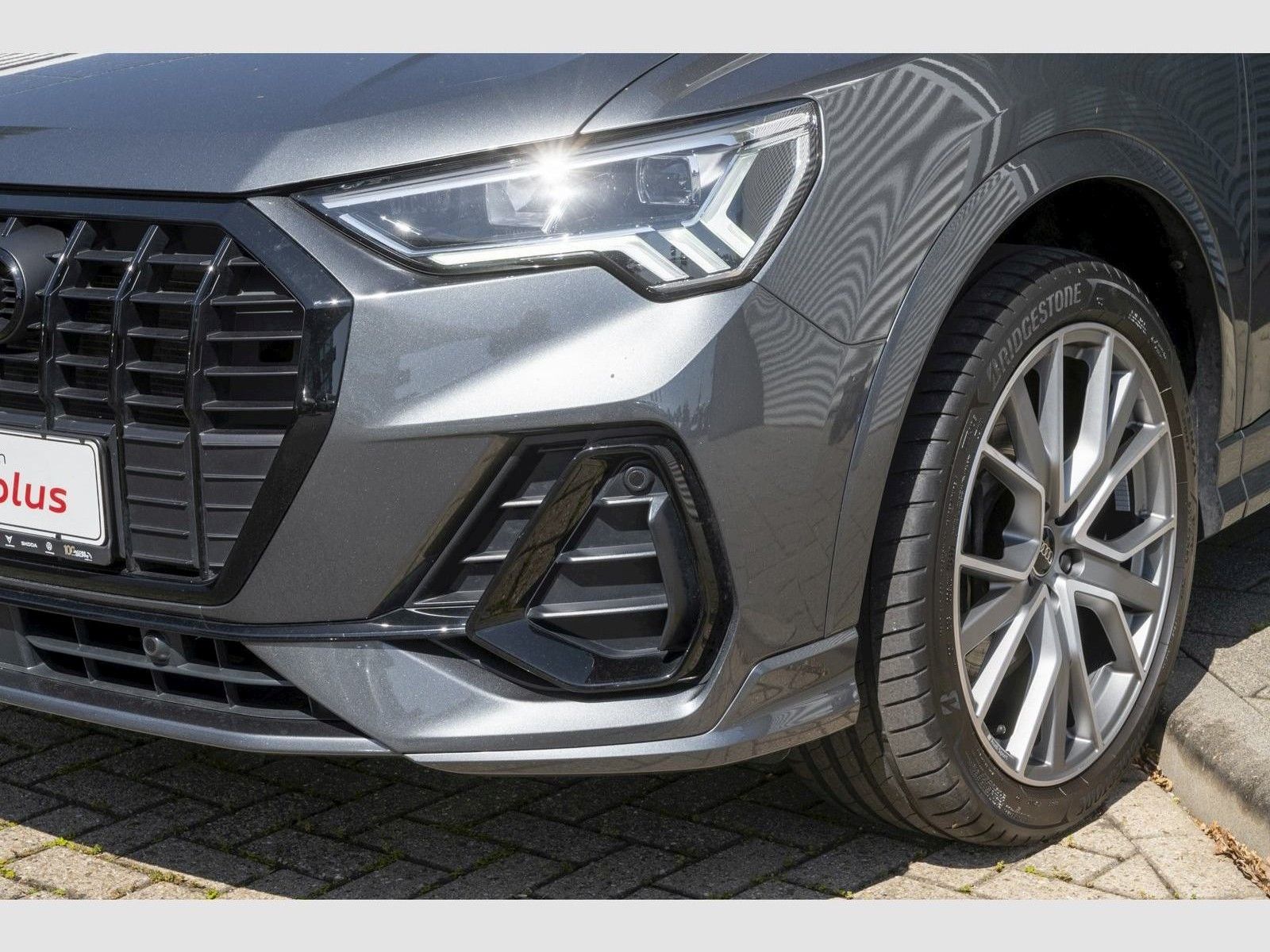 Audi Q3 S line 40 TDI quattro 'LED|AHK|Navi