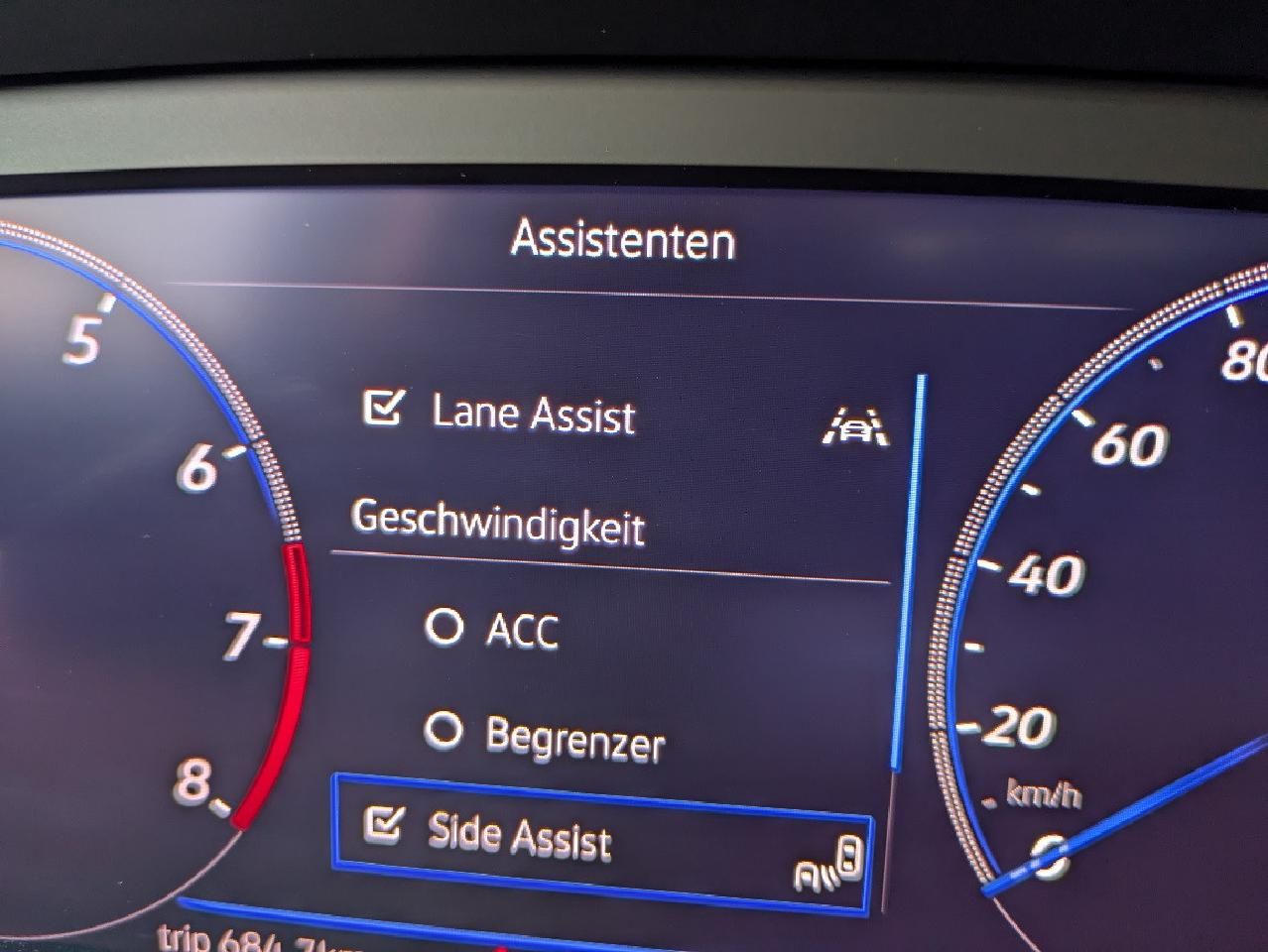 Volkswagen T-Roc 1.5 TSI R-Line DSG - Samsaru's Car Outlet