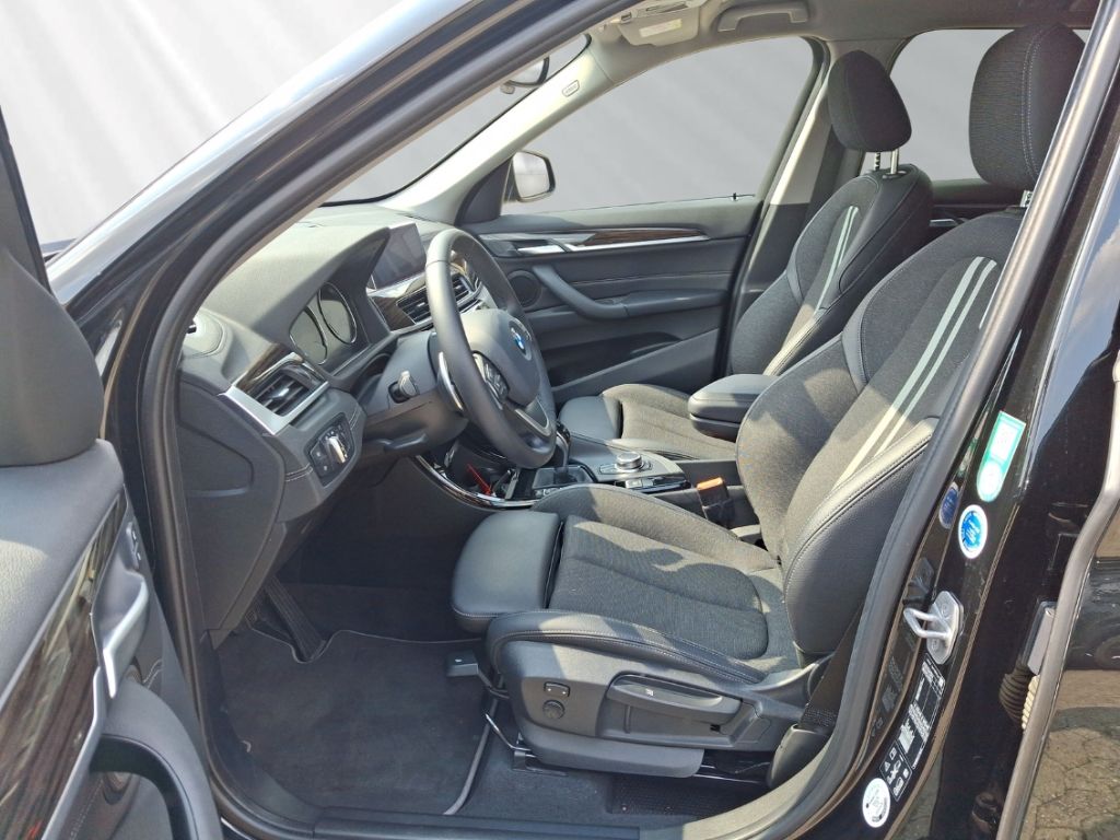 BMW X1 18dA Sport Line - Samsaru's Car Outlet