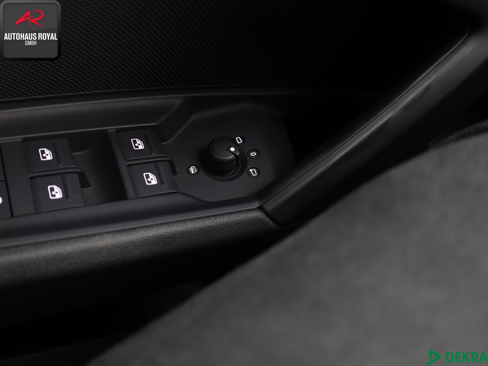 Audi A3 Limousine 30 TDI HEADUP,SPURHALTE,PANO,1.HAND