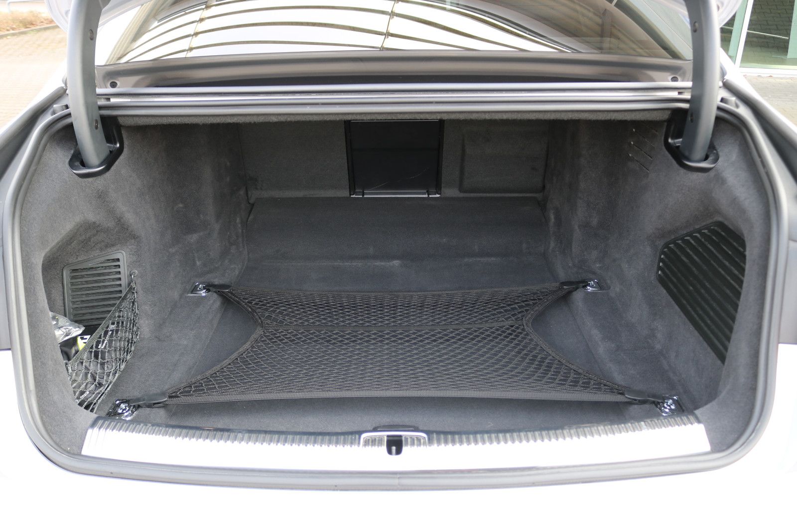 Audi A8 L 50 TDI quattro Lang - Samsaru's Car Outlet