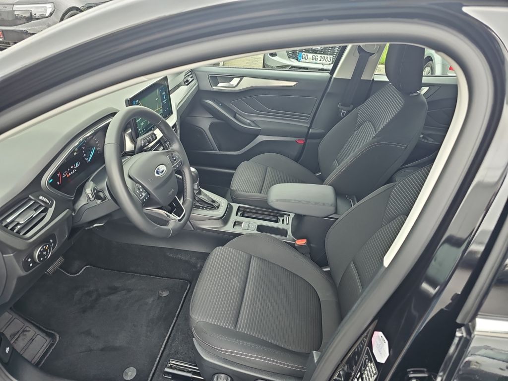 Ford Focus 1.0EcoBoost Hybrid Aut. TITANIUM Navi LED