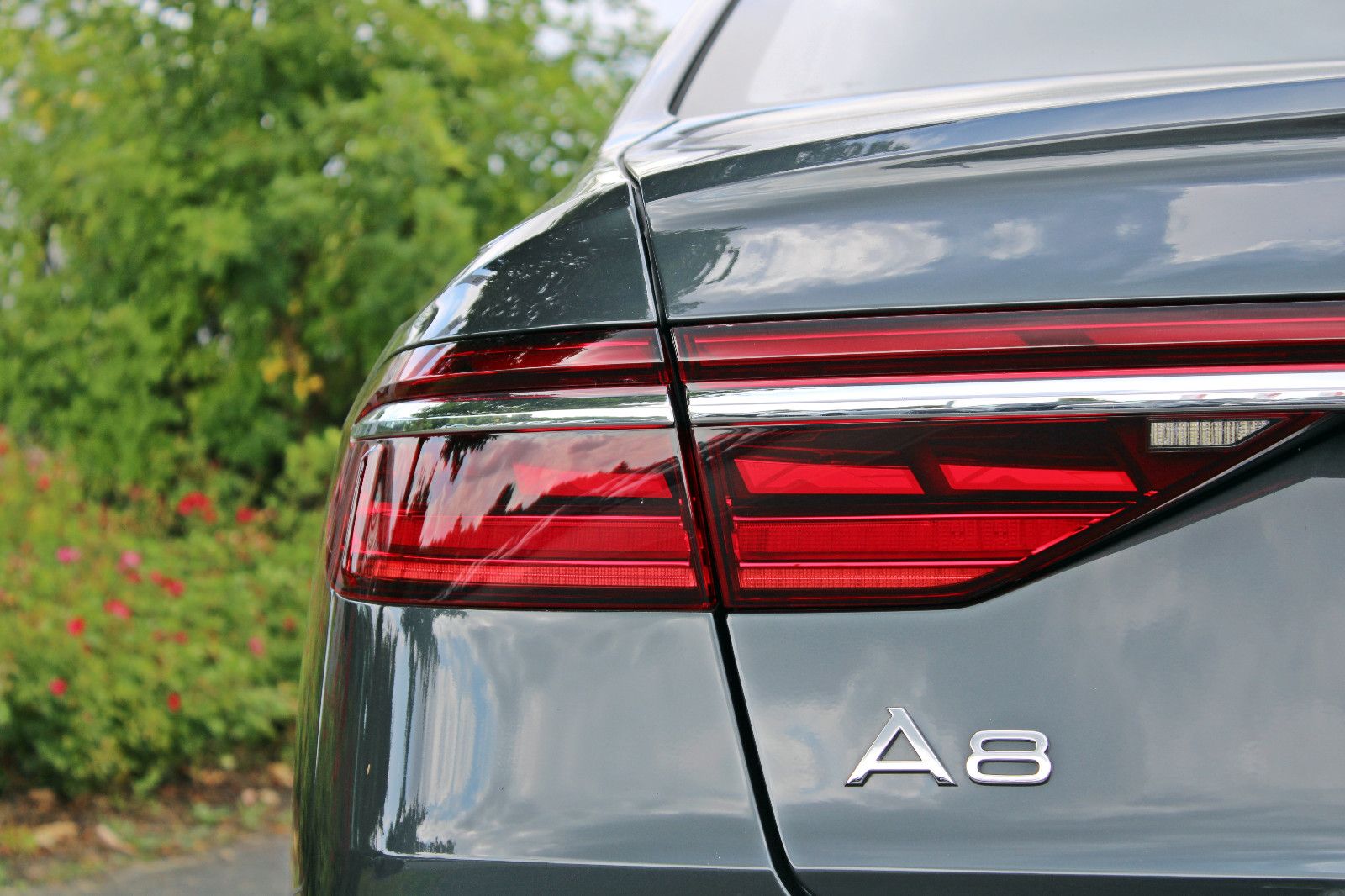 Audi A8 55TFSI quattro - Samsaru's Car Outlet