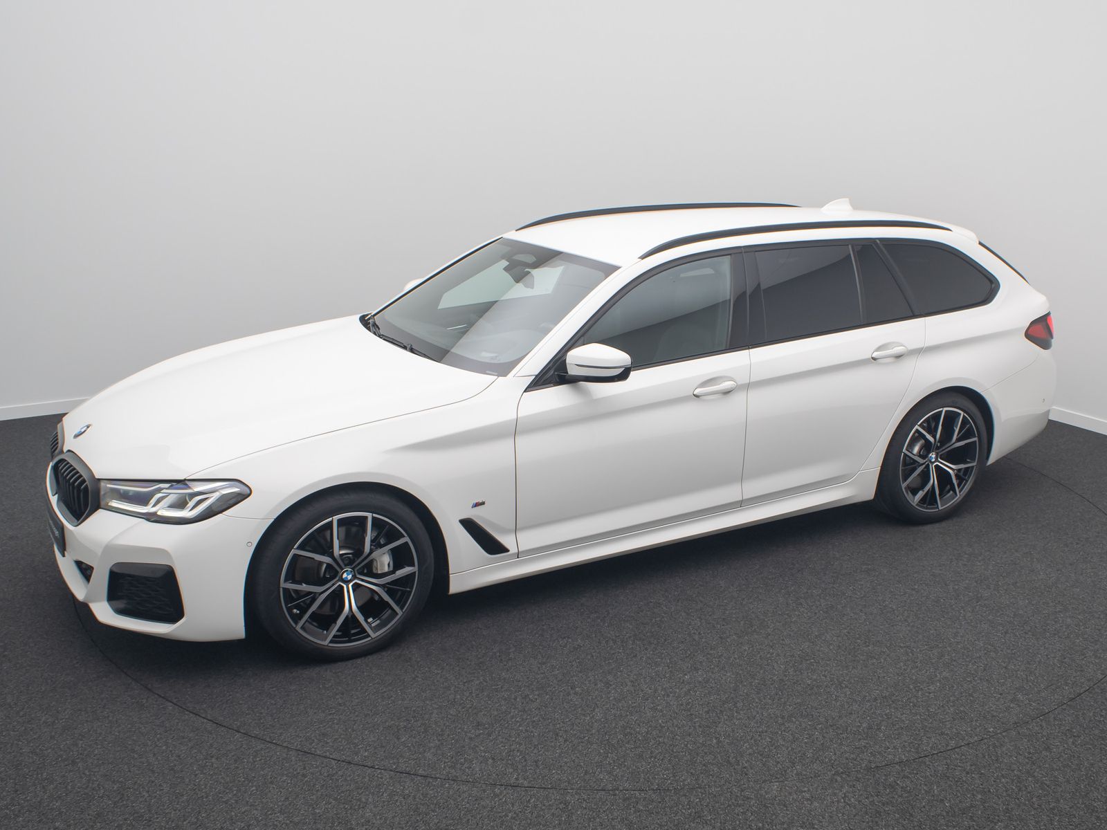 BMW 530d xD M Sport DAB Laser 360°HUD 4xKlima 19Zoll