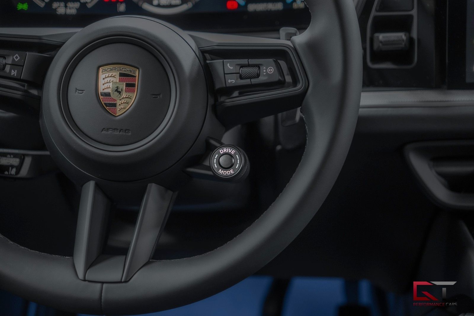 Porsche Cayenne E-Hyb Coupé 2025 SportDesign 22" Pano HD