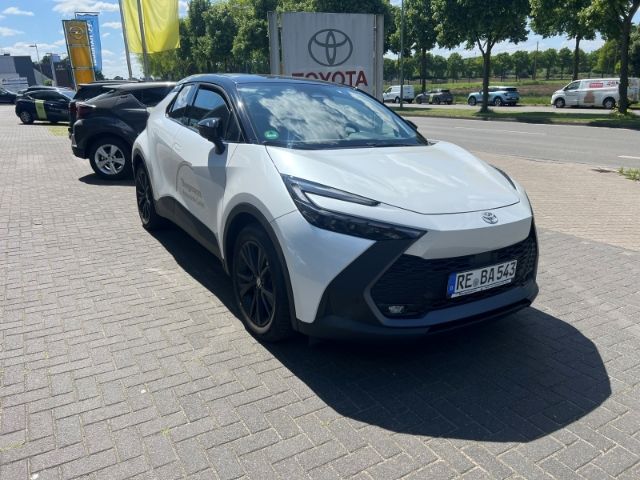 Toyota C-HR Hybrid FWD - Samsaru's Car Outlet